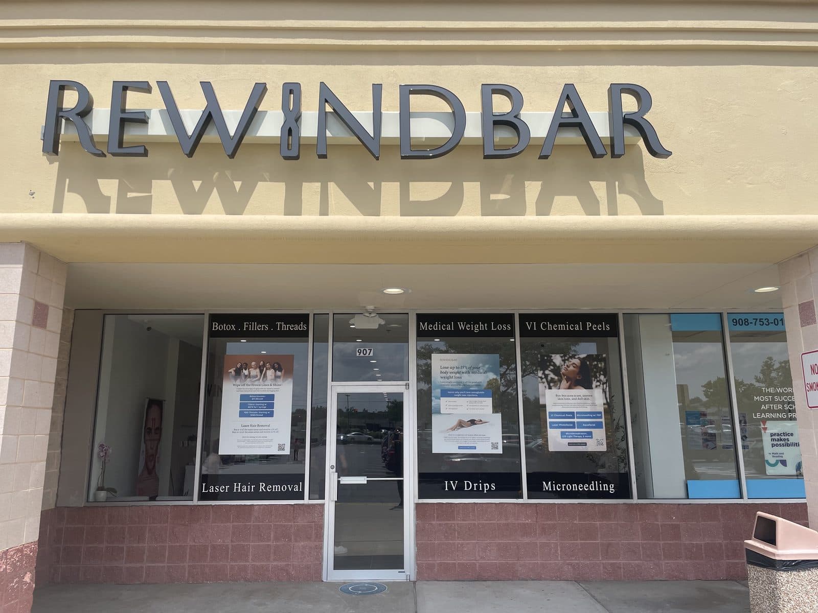 The Rewind Bar storefront on Oak Tree Avenue in South Plainfield by day